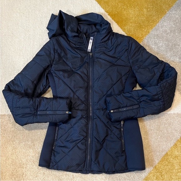 Fabletics Sedona Puffer Jacket size small hooded zip up coat light navy blue S - Picture 5 of 8